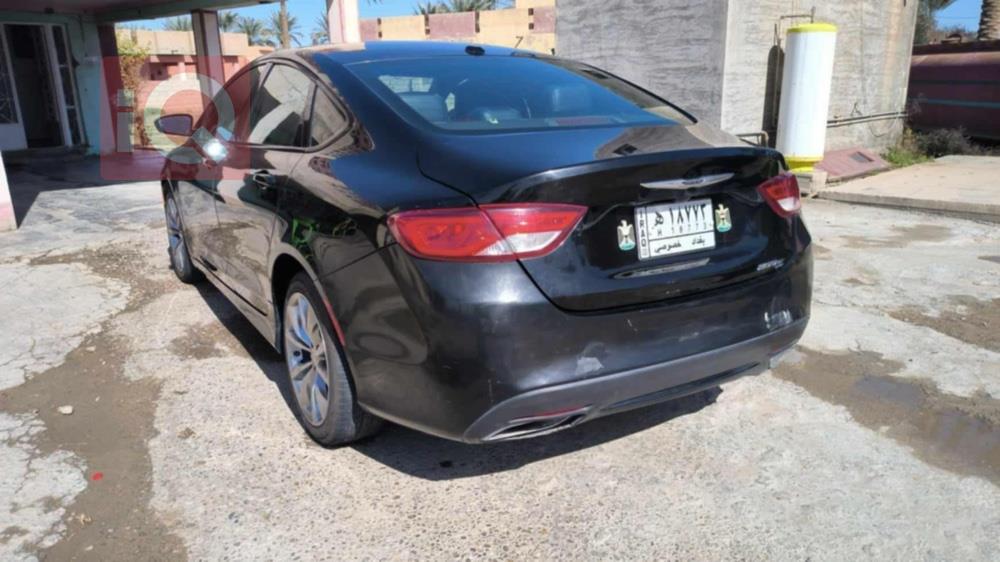 Chrysler 200